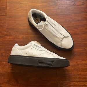 Adidas Sleek